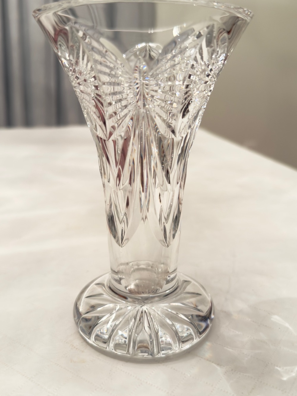 Waterford Crystal 6" Cut Glass Bud Vase Starburst & Fan Pattern Signed Ireland